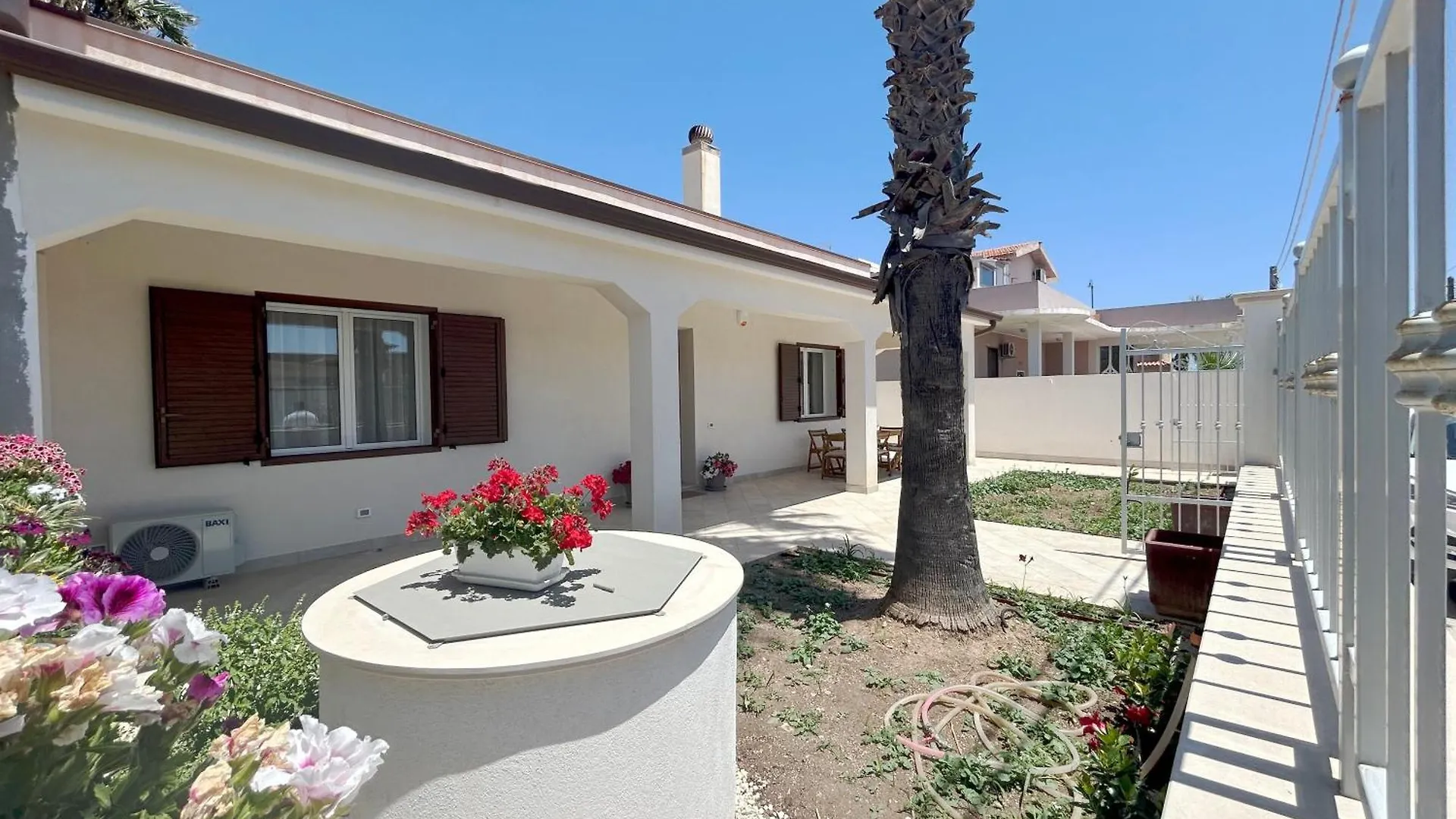 Villa Sole Near The Sandy Beach, Parking & Wifi Avola Holiday home